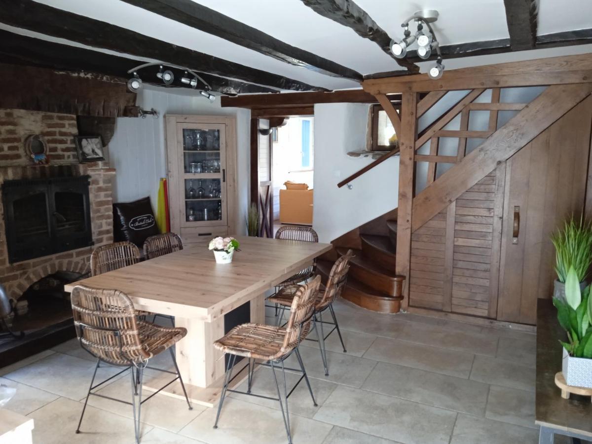 Apartamento Le Havre De Paix Lanhelin Exterior foto